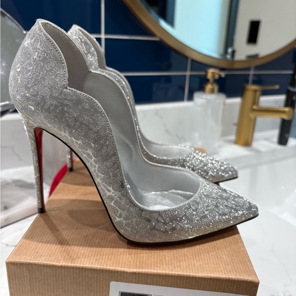 Silver Glitter Women's Shoes - Picture 5 of 6